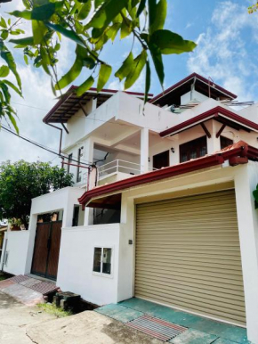 Sand & Surf Guest House
